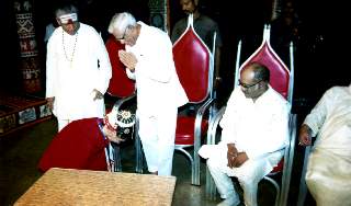 S. Priya take blessing of Hon'ble Thiru Ramaswamy Venkatraman